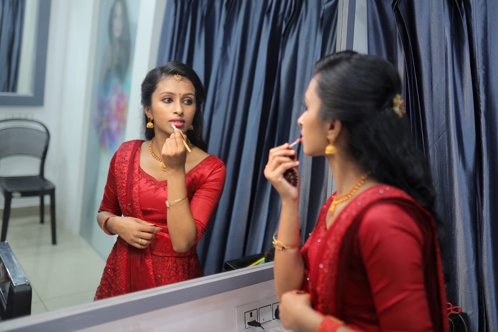 NYKAA BEAUTY PARLOUR MEENANGADI